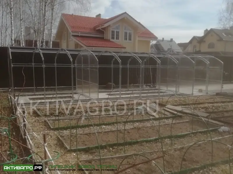 Теплица Ударница Благодатная, ширина 3/3.5 м, труба 40х20 + 20х20 Теплица Ударница Благодатная, ширина 3/3.5 м, труба 40х20 + 20х20