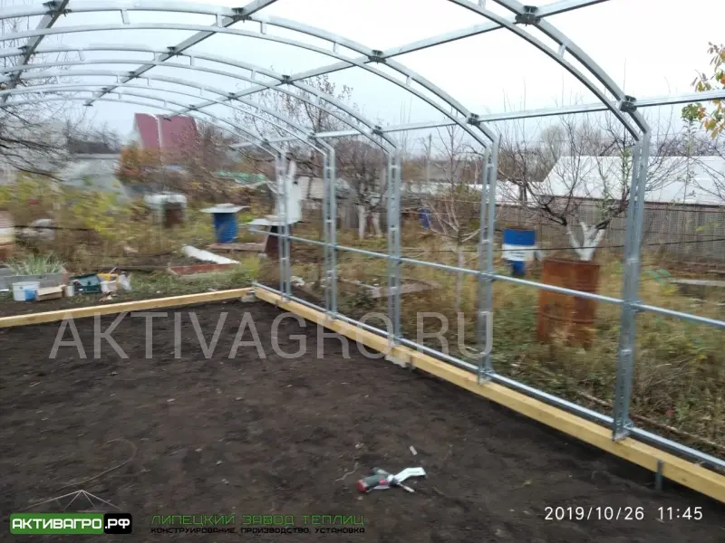 Теплица Ударница Благодатная, ширина 3/3.5 м, труба 40х20 + 20х20 Теплица Ударница Благодатная, ширина 3/3.5 м, труба 40х20 + 20х20